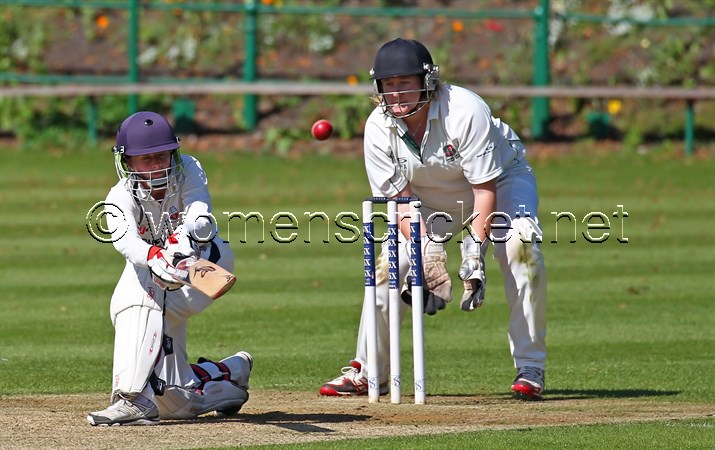 [Sophie le Marchand]  Don Miles