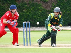 130627_517-Maroof-Bismah-Pak